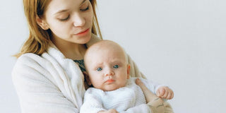Croûtes de lait bébé : les réponses à toutes vos questions.