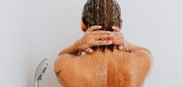 Comment choisir le meilleur nettoyant pour soulager l'eczéma et rendre la douche moins pénible ?