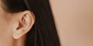 Eczéma oreille : causes insoupçonnées, symptômes désagréables et solutions apaisantes pour s'en débarrasser naturellement