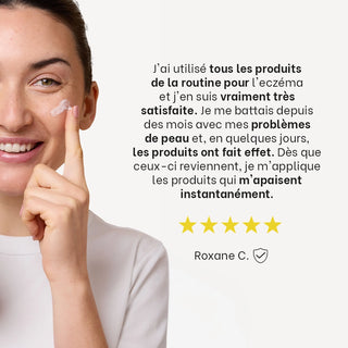 Cliente appliquant une crème Réjence sur son visage accompagnée d'un avis 5 étoiles décrivant l'efficacité de la Routine Complète Eczéma pour apaiser rapidement les poussées et les inconforts cutanés.