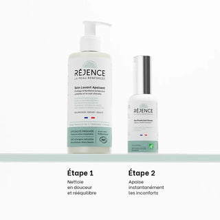 Le soin lavant apaisant et l'eau florale cuir chevelu posés sur une étagère dans l'ordre d'application.